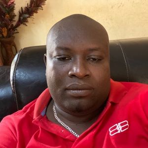 Meet your Posher, Taraboure